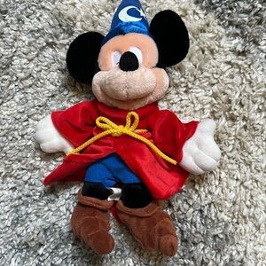 ❤️ Walt Disney World Sorcerer Mickey Mouse Bean Bag . Has Tags